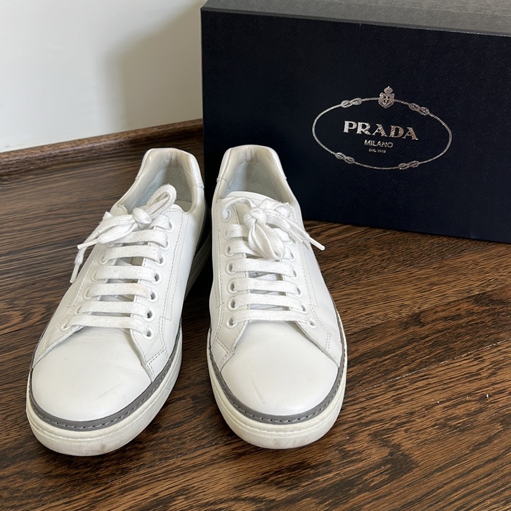 Prada Mens Low Top Sneakers Size 9